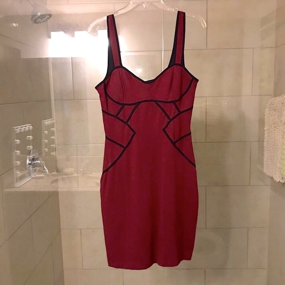 Bebe Burgundy Dress with Black Corset Design Piping  Body-con. Size Medium - Picture 5 of 9